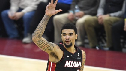 三分5中4！斯波：韦尔防守仍有提升空间 三分进步明显